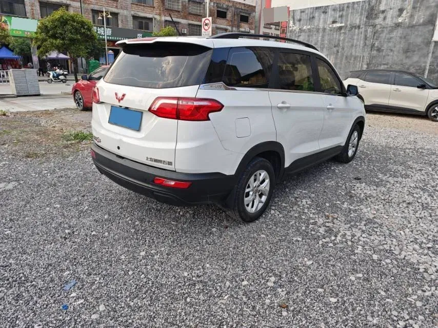 2019 WuLing HongGuang S3 1.5L 112HP L4 6MT,autocango,china used car exporter,china ev exporter,chinese used car exporter,chinese used ev exporter