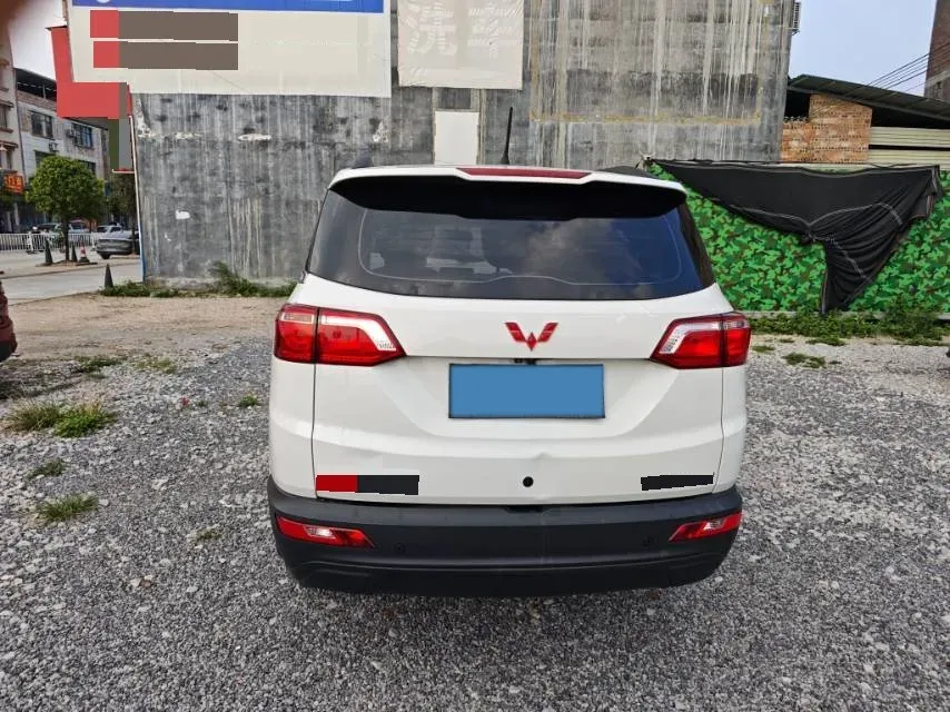 2019 WuLing HongGuang S3 1.5L 112HP L4 6MT,autocango,china used car exporter,china ev exporter,chinese used car exporter,chinese used ev exporter
