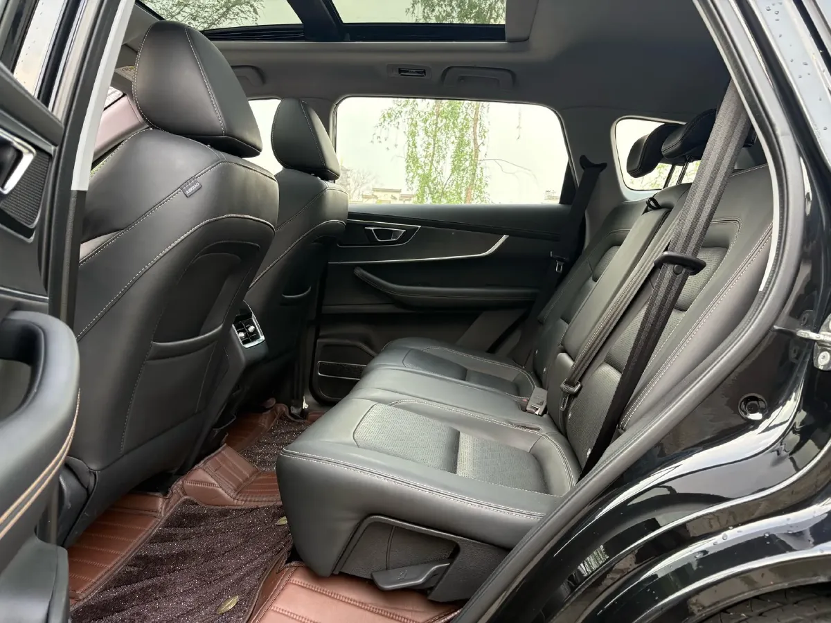 2019 Chery Tiggo 8 1.6T 197HP L4 7DCT,autocango,china used car exporter,china ev exporter,chinese used car exporter,chinese used ev exporter