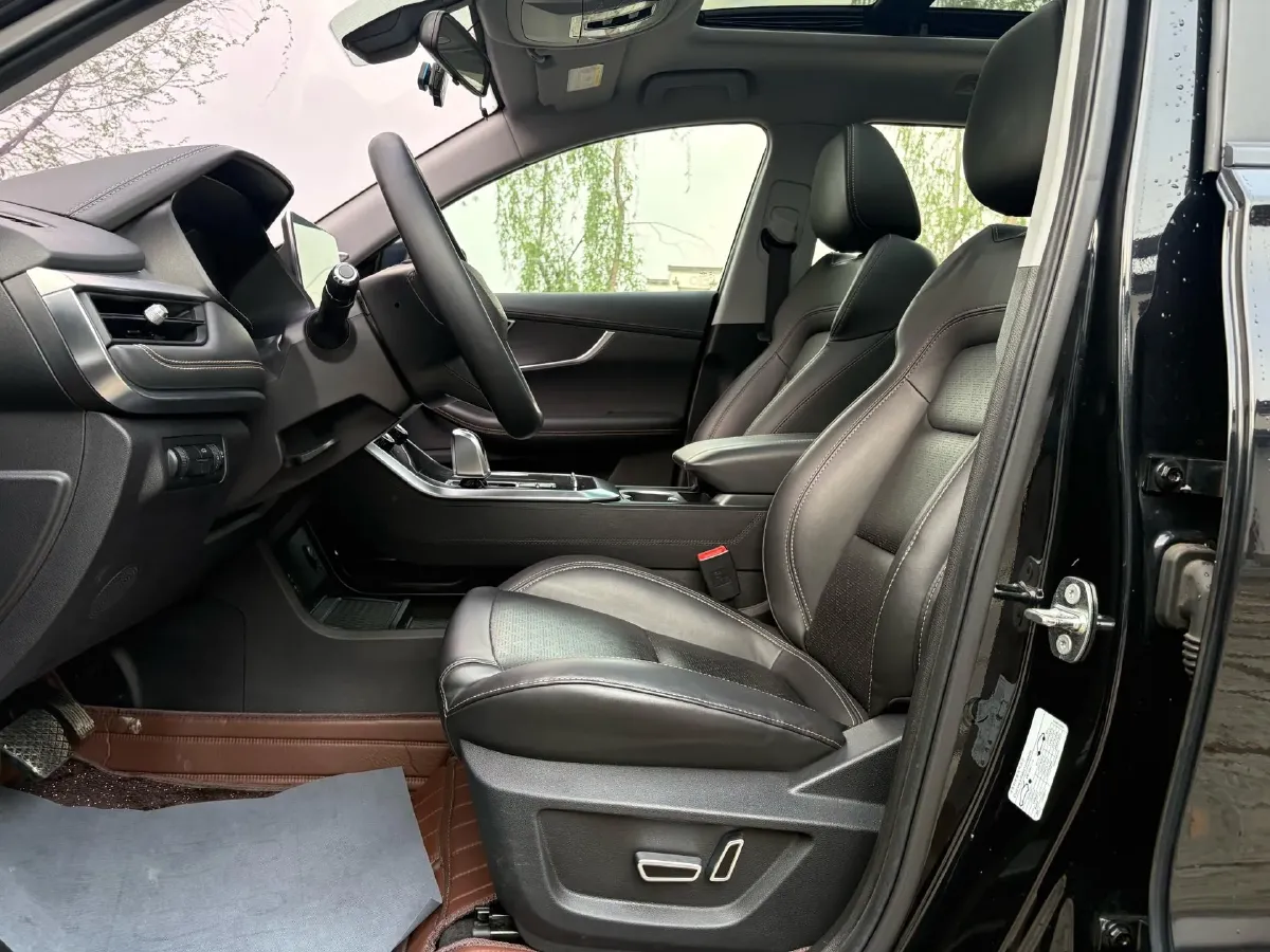 2019 Chery Tiggo 8 1.6T 197HP L4 7DCT,autocango,china used car exporter,china ev exporter,chinese used car exporter,chinese used ev exporter