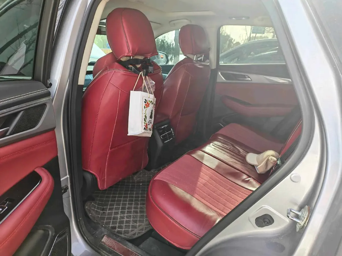 2023 ChangAn CS85 Coupe 2.0T 233HP L4 8AT,autocango,china used car exporter,china ev exporter,chinese used car exporter,chinese used ev exporter