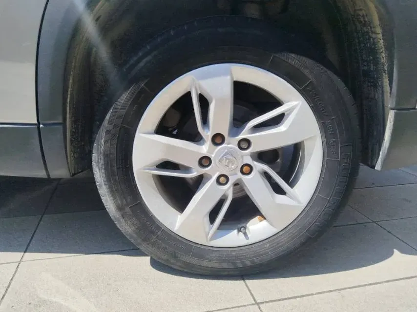 2018 BaoJun 530 1.5T 150HP L4 6MT,autocango,china used car exporter,china ev exporter,chinese used car exporter,chinese used ev exporter