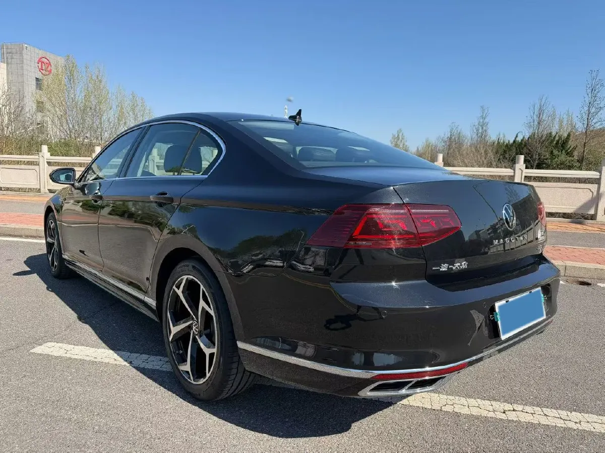 2023 Volkswagen Magotan 2.0T 186HP L4 7DCT,autocango,china used car exporter,china ev exporter,chinese used car exporter,chinese used ev exporter