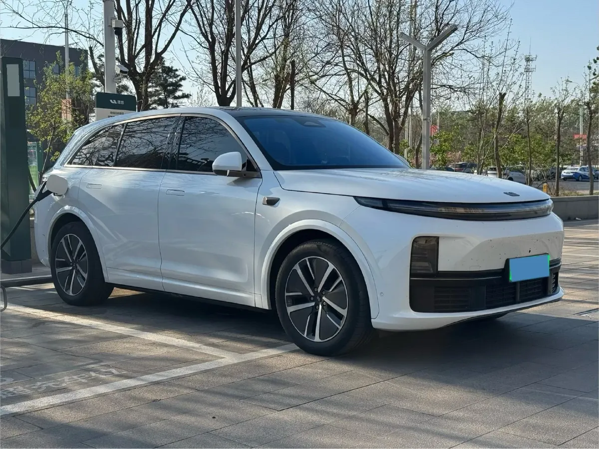2024 Li L7 Range Extended 154HP REEV 42.8KWH,autocango,china used car exporter,china ev exporter,chinese used car exporter,chinese used ev exporter