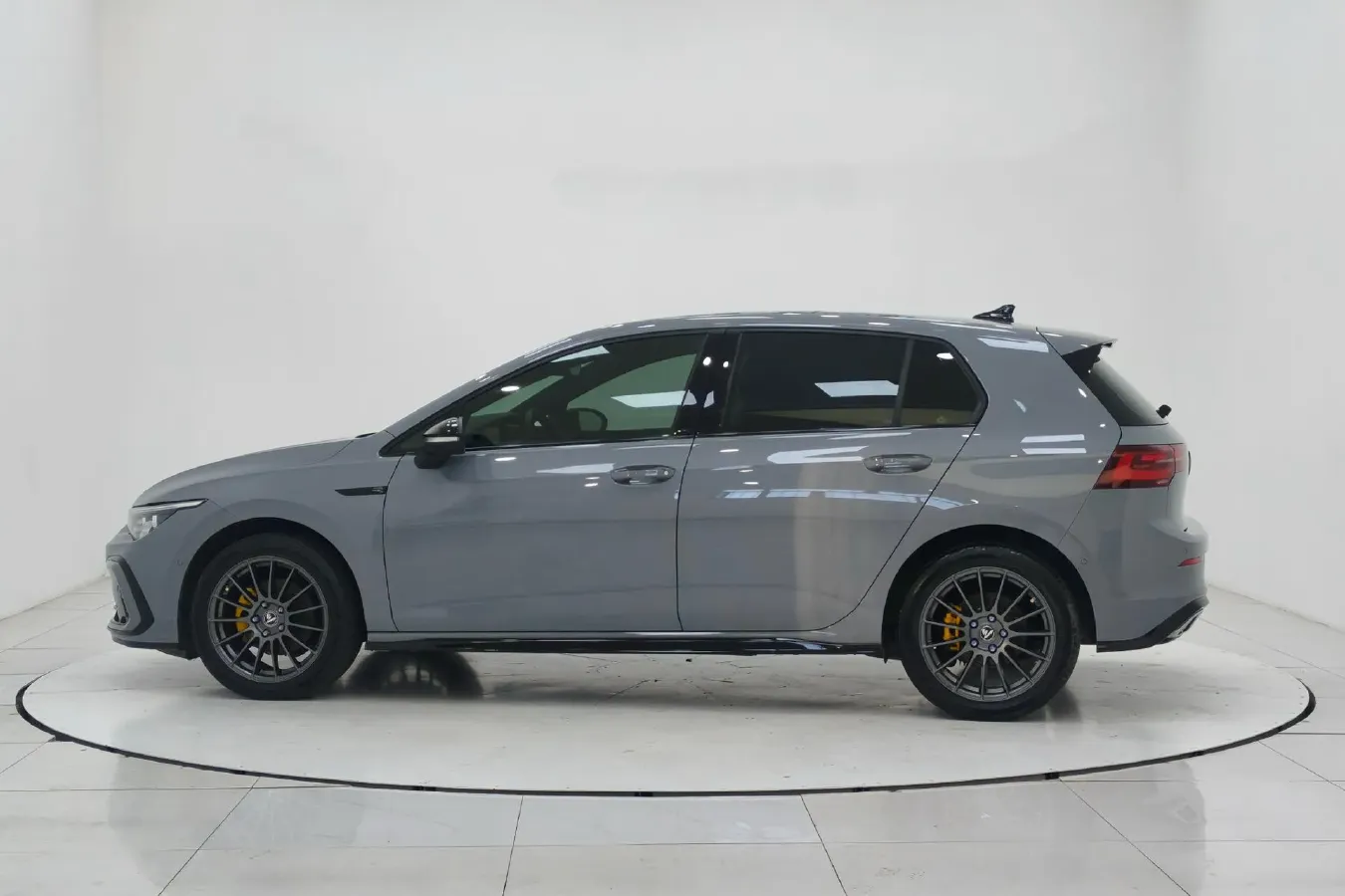 2021 Volkswagen Golf 1.4T 150HP L4 7DCT,autocango,china used car exporter,china ev exporter,chinese used car exporter,chinese used ev exporter