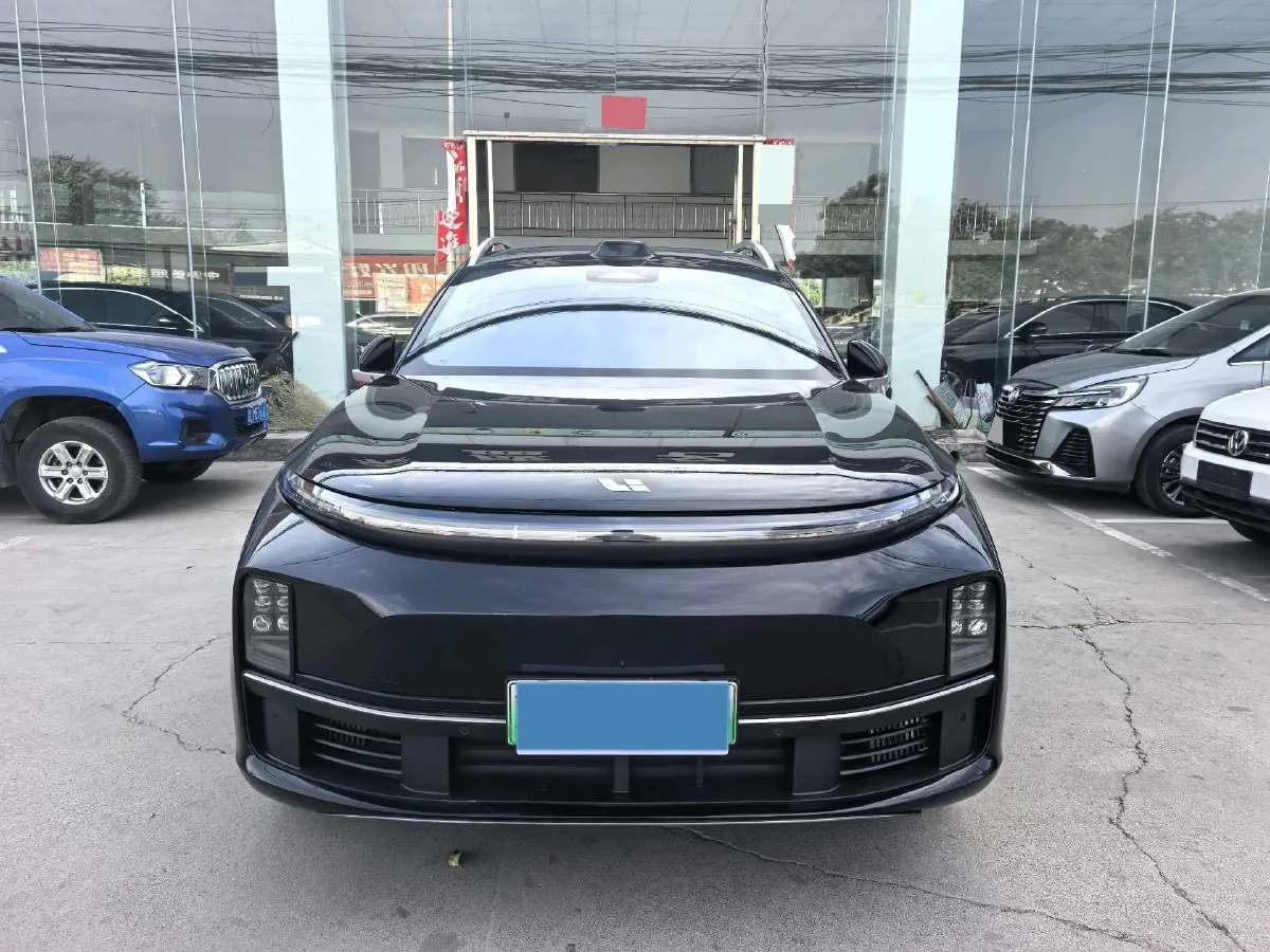 2024 Li L8 Range Extended 154HP REEV 52.3KWH,autocango,china used car exporter,china ev exporter,chinese used car exporter,chinese used ev exporter