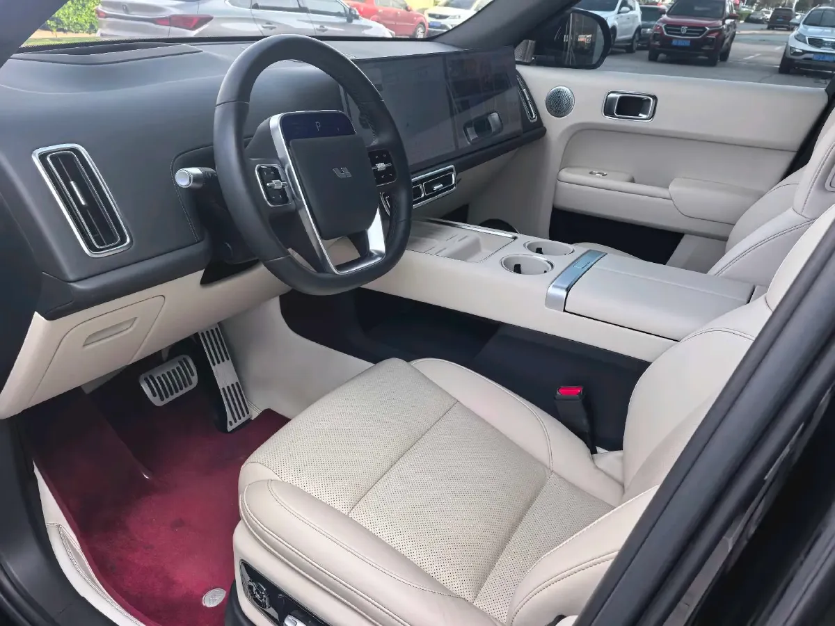2024 Li L8 Range Extended 154HP REEV 52.3KWH,autocango,china used car exporter,china ev exporter,chinese used car exporter,chinese used ev exporter