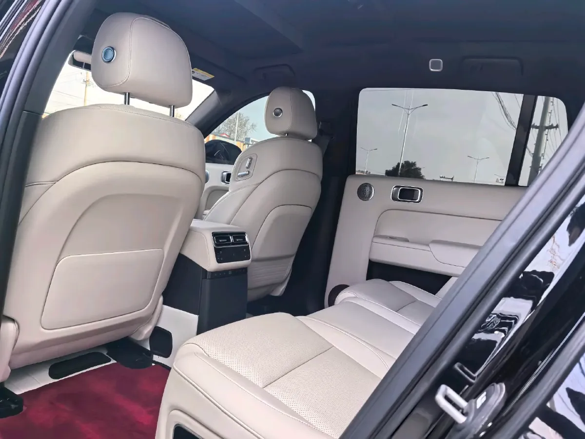 2024 Li L8 Range Extended 154HP REEV 52.3KWH,autocango,china used car exporter,china ev exporter,chinese used car exporter,chinese used ev exporter