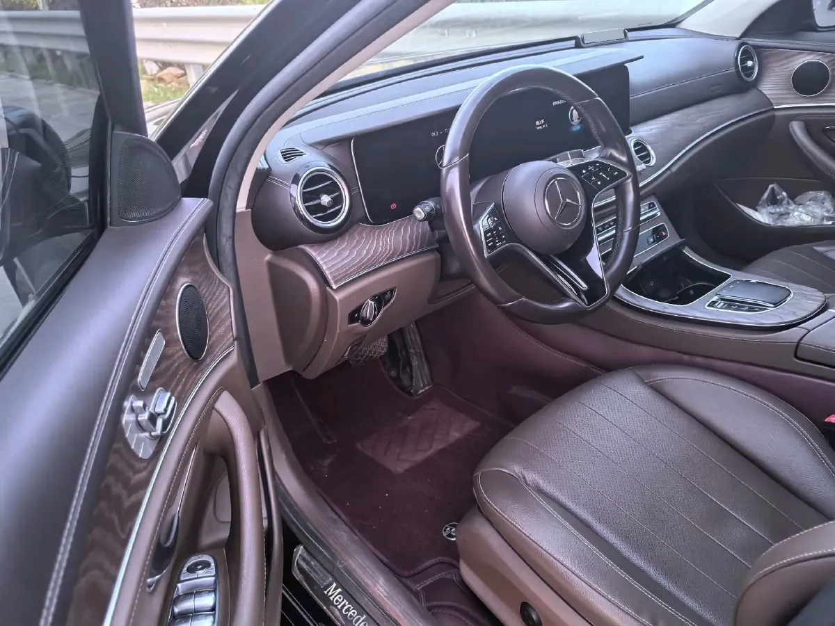 2021 Mercedes-Benz E Class 2.0T 258HP L4 9AT,autocango,china used car exporter,china ev exporter,chinese used car exporter,chinese used ev exporter