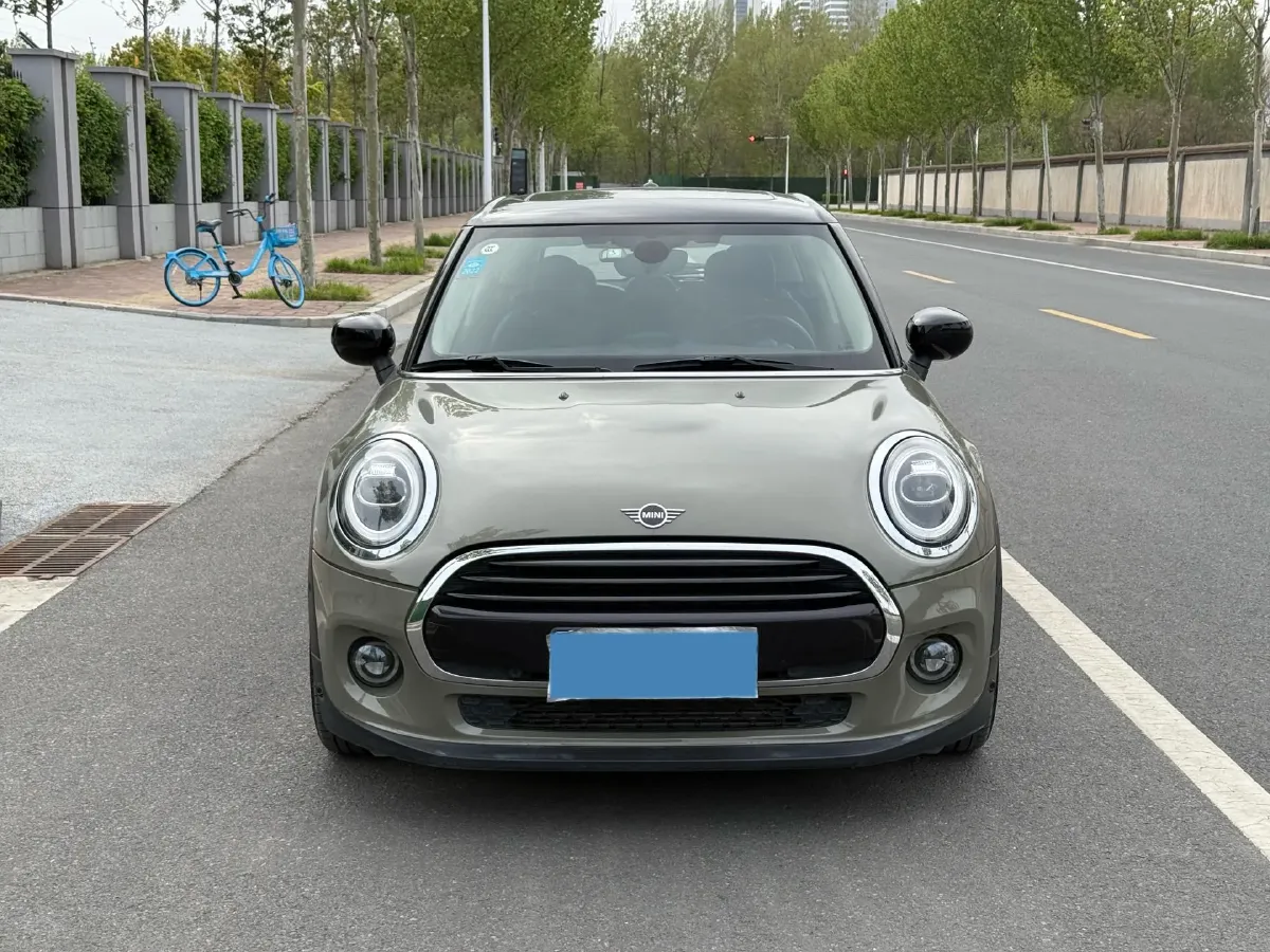 2020 MINI MINI 1.5T 136HP L3 7DCT,autocango,china used car exporter,china ev exporter,chinese used car exporter,chinese used ev exporter