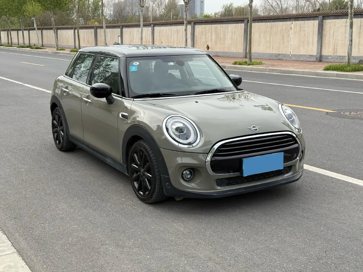 2020 MINI MINI 1.5T 136HP L3 7DCT,autocango,china used car exporter,china ev exporter,chinese used car exporter,chinese used ev exporter