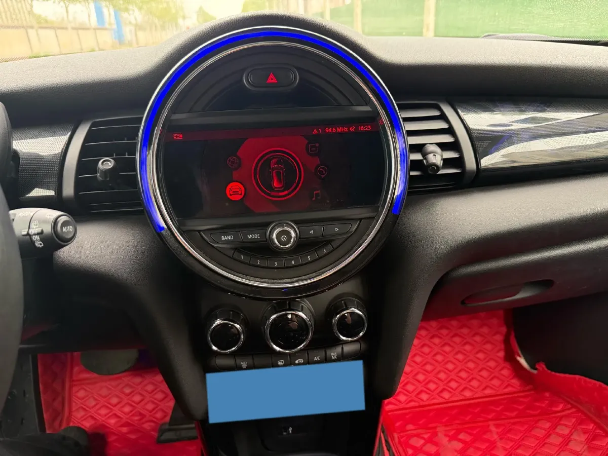 2020 MINI MINI 1.5T 136HP L3 7DCT,autocango,china used car exporter,china ev exporter,chinese used car exporter,chinese used ev exporter