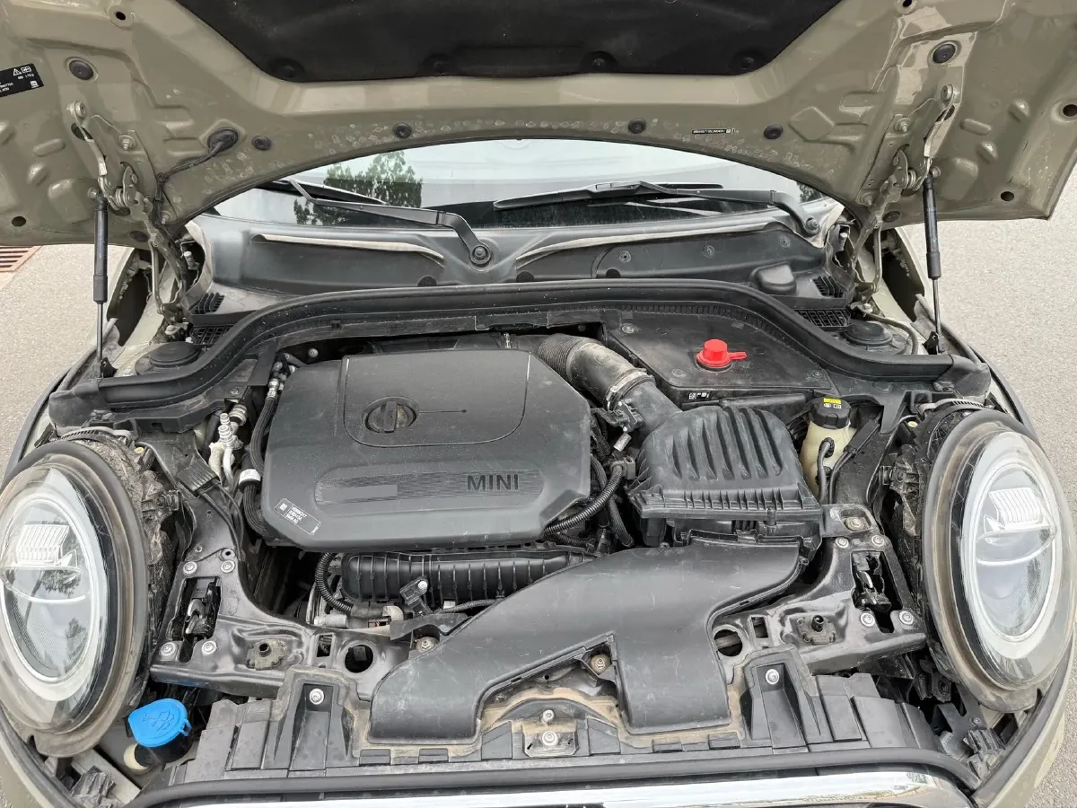 2020 MINI MINI 1.5T 136HP L3 7DCT,autocango,china used car exporter,china ev exporter,chinese used car exporter,chinese used ev exporter