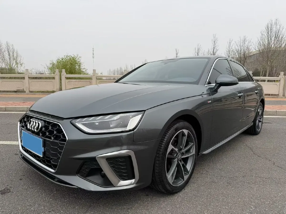 2020 Audi A4L 2.0T 150HP L4 7DCT,autocango,china used car exporter,china ev exporter,chinese used car exporter,chinese used ev exporter