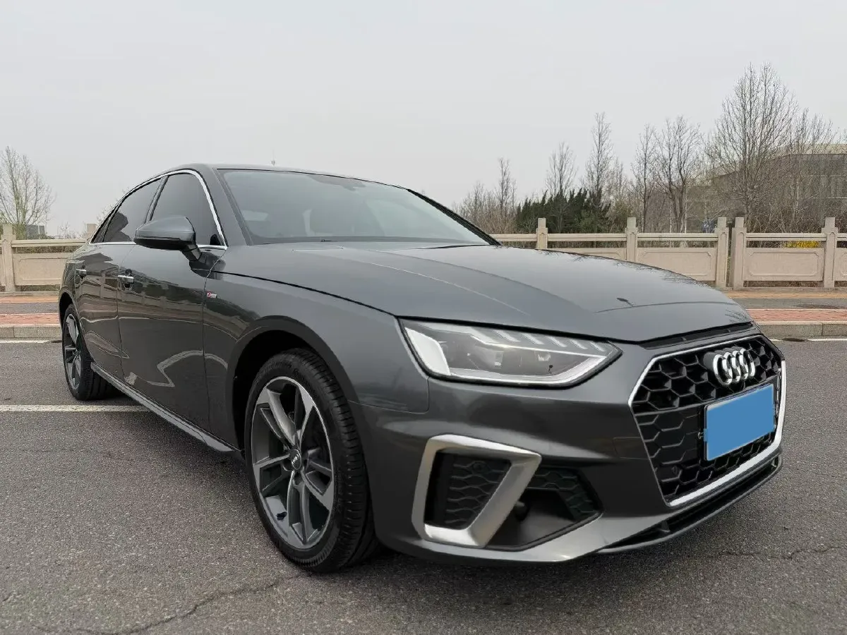 2020 Audi A4L 2.0T 150HP L4 7DCT,autocango,china used car exporter,china ev exporter,chinese used car exporter,chinese used ev exporter