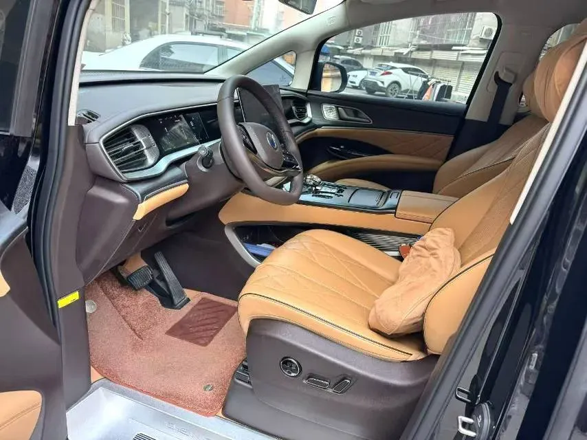 2024 Denza D9 1.5T 139HP L4 E-CVT PHEV 40KWH,autocango,china used car exporter,china ev exporter,chinese used car exporter,chinese used ev exporter