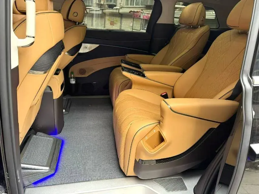 2024 Denza D9 1.5T 139HP L4 E-CVT PHEV 40KWH,autocango,china used car exporter,china ev exporter,chinese used car exporter,chinese used ev exporter