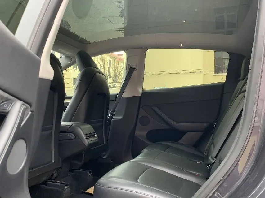 2022 Tesla Model Y BEV 60KWH,autocango,china used car exporter,china ev exporter,chinese used car exporter,chinese used ev exporter