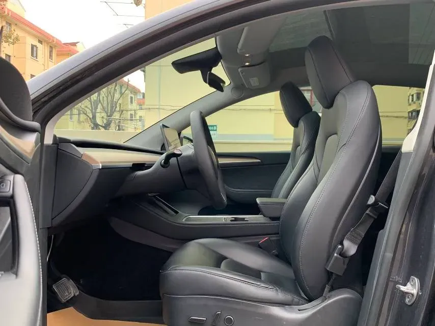 2022 Tesla Model Y BEV 60KWH,autocango,china used car exporter,china ev exporter,chinese used car exporter,chinese used ev exporter