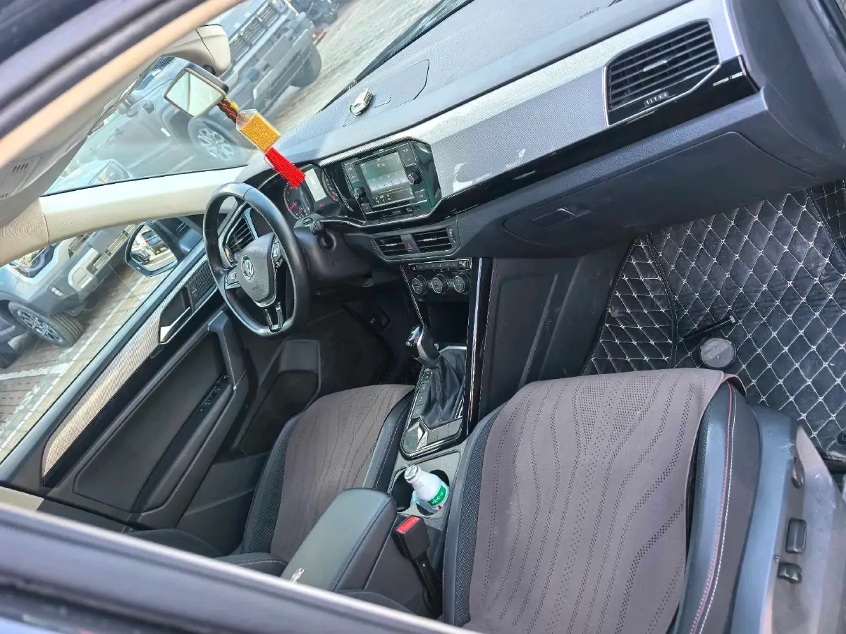 2019 Jeep Cherokee 2.0T 234HP L4 9AT,autocango,china used car exporter,china ev exporter,chinese used car exporter,chinese used ev exporter