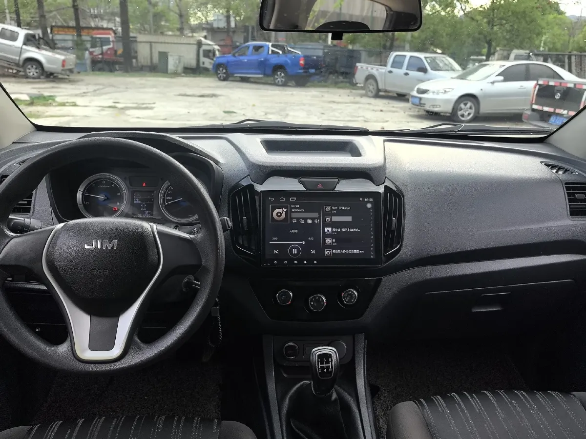 2018 Isuzu RE-MAX Jim 2.8T 116HP L4 5MT,autocango,china used car exporter,china ev exporter,chinese used car exporter,chinese used ev exporter