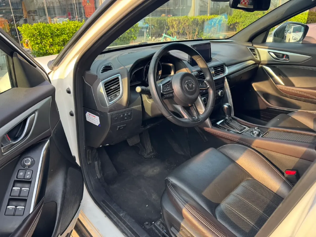 2020 Mazda CX-4 2.5L 192HP L4 6AT,autocango,china used car exporter,china ev exporter,chinese used car exporter,chinese used ev exporter