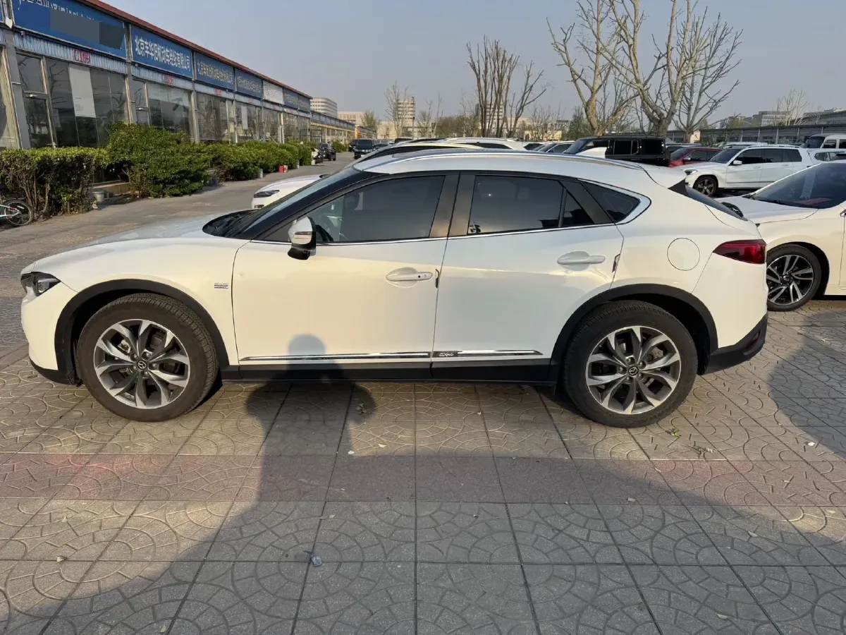 2020 Mazda CX-4 2.5L 192HP L4 6AT,autocango,china used car exporter,china ev exporter,chinese used car exporter,chinese used ev exporter