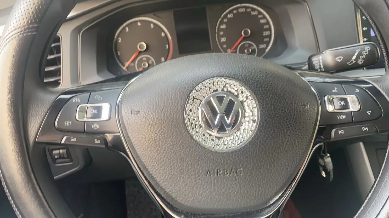 2019 Volkswagen Polo 1.5L 113HP L4 6AT,autocango,china used car exporter,china ev exporter,chinese used car exporter,chinese used ev exporter