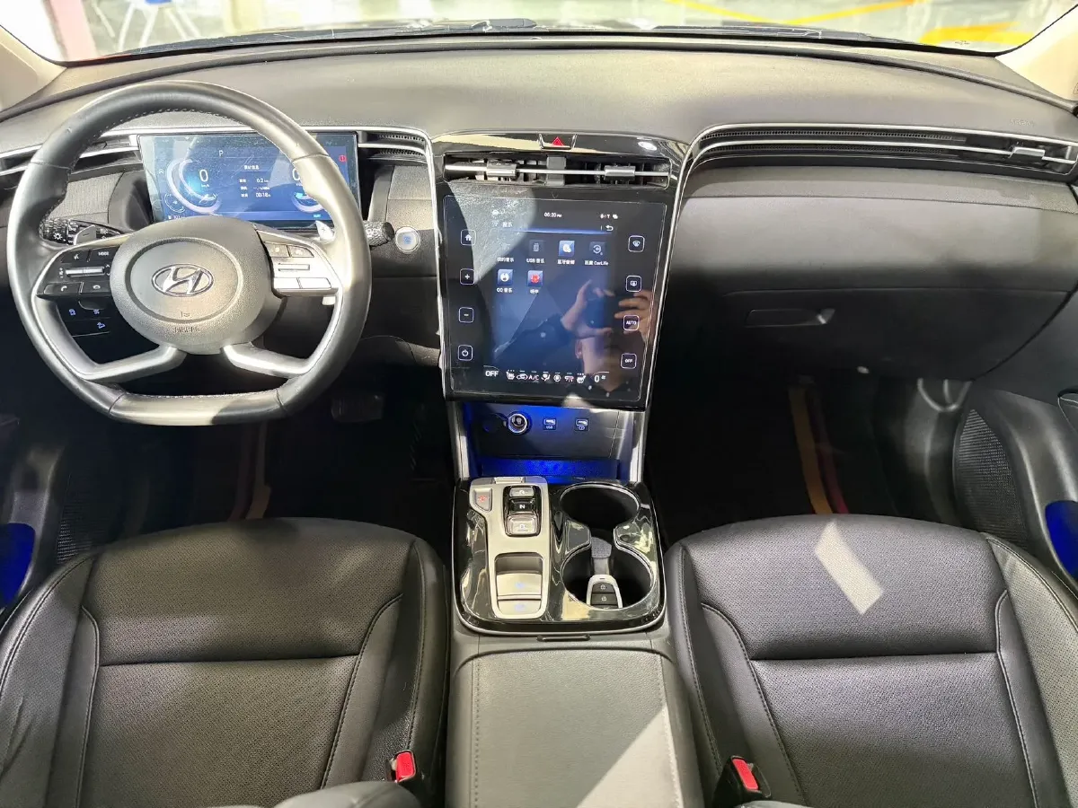 2022 Hyundai Tucson 1.5T 200HP L4 7DCT,autocango,china used car exporter,china ev exporter,chinese used car exporter,chinese used ev exporter