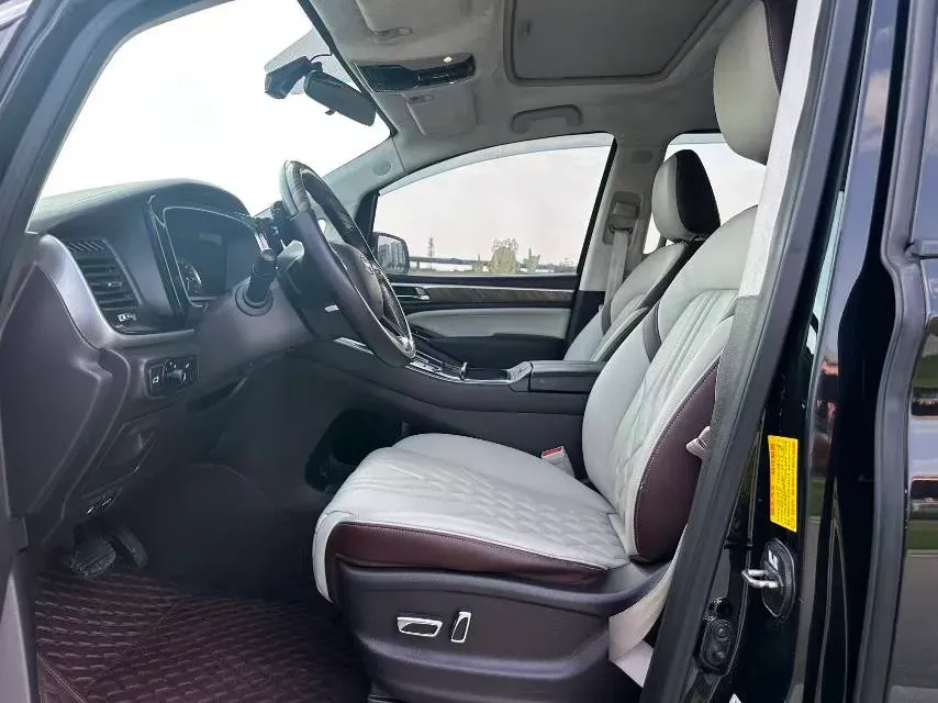 2021 GAC Trumpchi M8 2.0T 252HP L4 8AT,autocango,china used car exporter,china ev exporter,chinese used car exporter,chinese used ev exporter