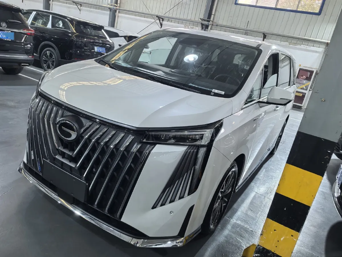 2024 GAC Trumpchi M8 2.0T 252HP L4 8AT,autocango,china used car exporter,china ev exporter,chinese used car exporter,chinese used ev exporter