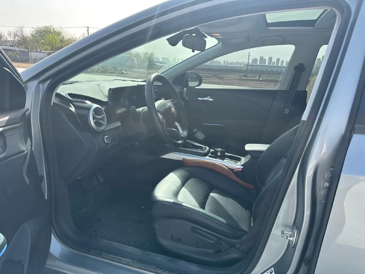 2024 Chevrolet Monza 1.3T 163HP L3 6AT,autocango,china used car exporter,china ev exporter,chinese used car exporter,chinese used ev exporter