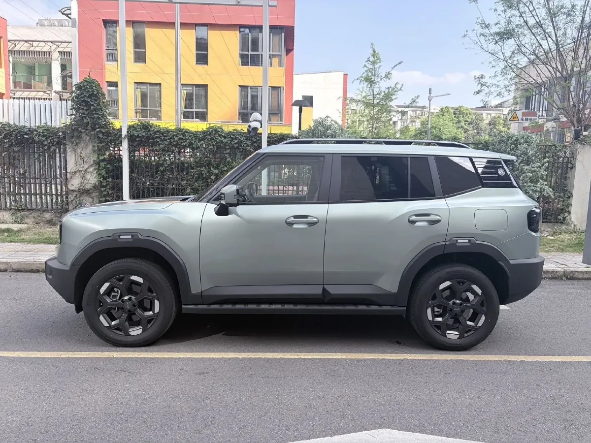 2025 Jetour Traveller 2.0T 254HP L4 7DCT,autocango,china used car exporter,china ev exporter,chinese used car exporter,chinese used ev exporter