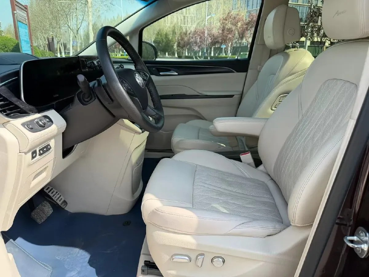 2021 Buick GL8 2.0T 237HP L4 9AT,autocango,china used car exporter,china ev exporter,chinese used car exporter,chinese used ev exporter