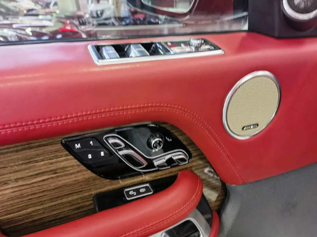 2019 Land Rover Range Rover 3.0T 381HP V6 8AT,autocango,china used car exporter,china ev exporter,chinese used car exporter,chinese used ev exporter