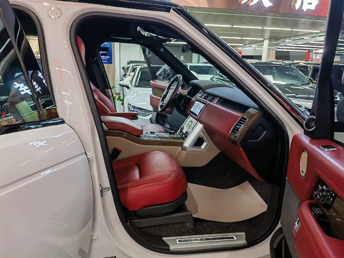 2019 Land Rover Range Rover 3.0T 381HP V6 8AT,autocango,china used car exporter,china ev exporter,chinese used car exporter,chinese used ev exporter