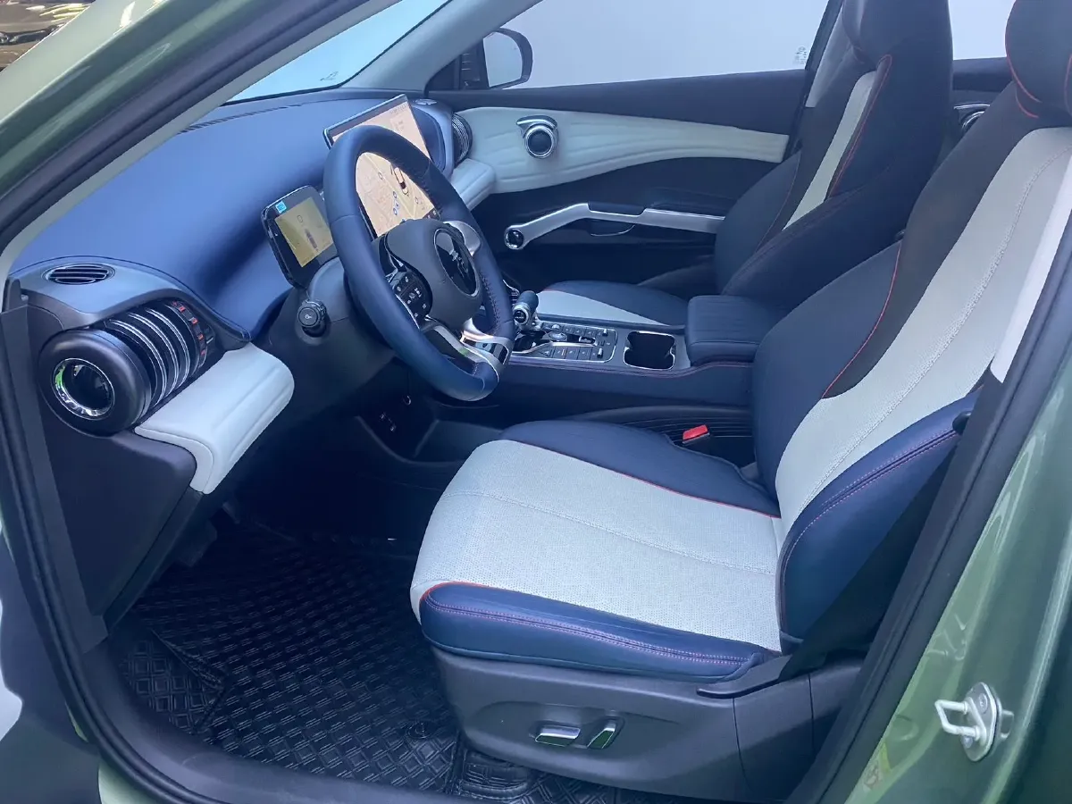 2022 Foton Grand General G7 2.0T 238HP L4 8AT,autocango,china used car exporter,china ev exporter,chinese used car exporter,chinese used ev exporter