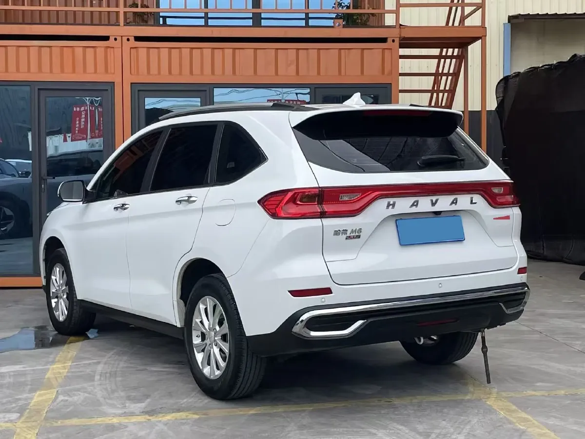 2023 Haval M6 1.5T 150HP L4 7DCT,autocango,china used car exporter,china ev exporter,chinese used car exporter,chinese used ev exporter