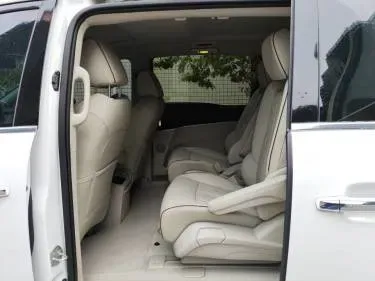 2023 Buick GL8 2.0T 237HP L4 9AT,autocango,china used car exporter,china ev exporter,chinese used car exporter,chinese used ev exporter