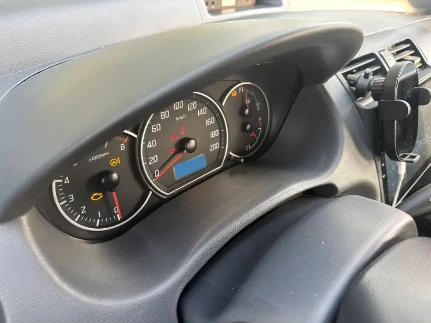 2016 Suzuki Swift 1.5L 103HP L4 4AT,autocango,china used car exporter,china ev exporter,chinese used car exporter,chinese used ev exporter