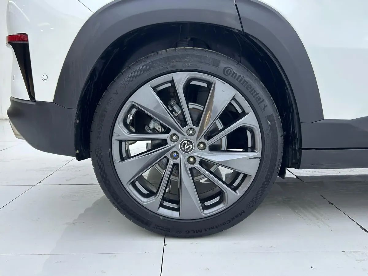 2020 ChangAn UNI-T 1.5T 180HP L4 7DCT,autocango,china used car exporter,china ev exporter,chinese used car exporter,chinese used ev exporter