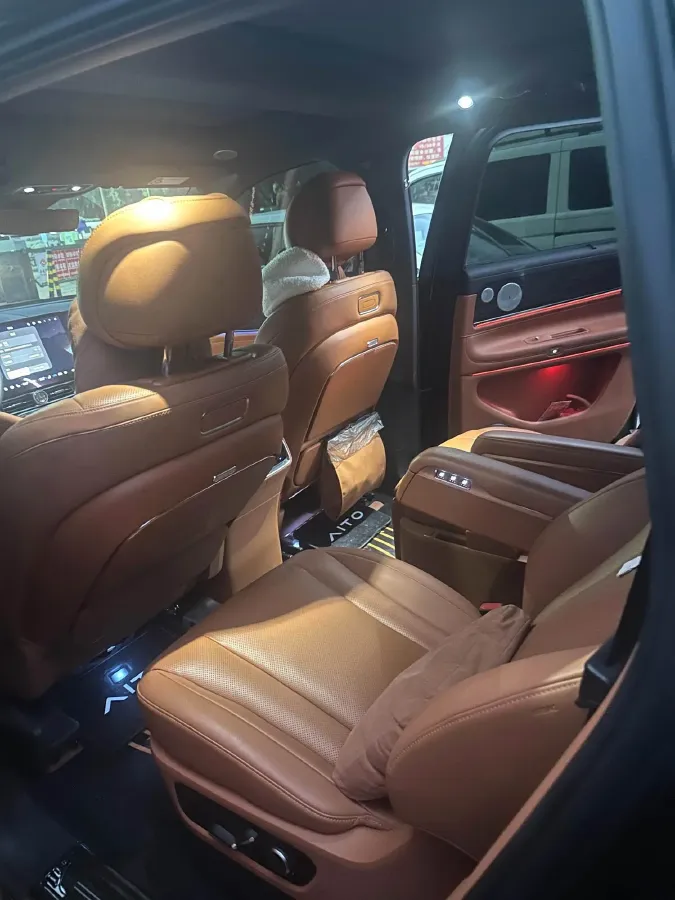 2024 AITO AITO M9 1.5T 152HP L4 REEV 52KWH,autocango,china used car exporter,china ev exporter,chinese used car exporter,chinese used ev exporter