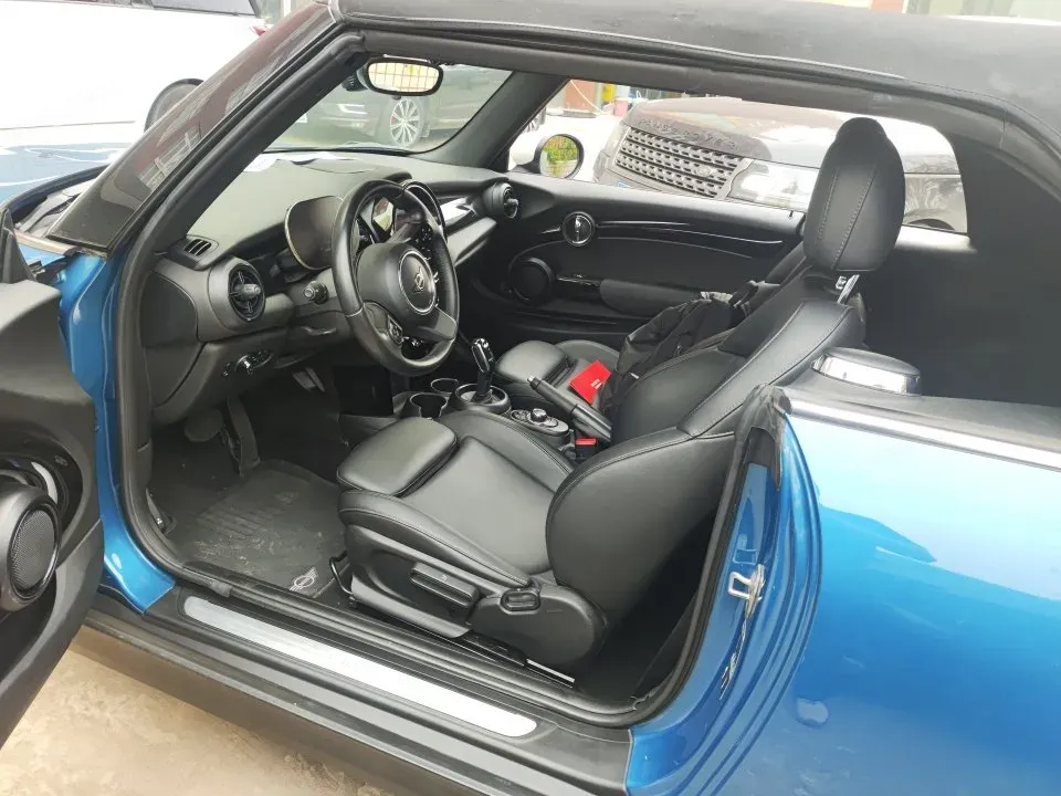 2022 MINI MINI 1.5T 136HP L3 7DCT,autocango,china used car exporter,china ev exporter,chinese used car exporter,chinese used ev exporter