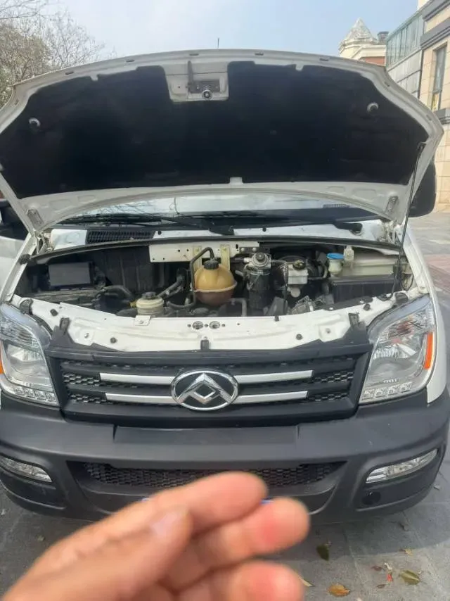 2020 MAXUS XinTu V80 2.5T 136HP L4 6MT,autocango,china used car exporter,china ev exporter,chinese used car exporter,chinese used ev exporter