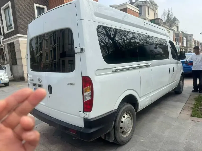 2020 MAXUS XinTu V80 2.5T 136HP L4 6MT,autocango,china used car exporter,china ev exporter,chinese used car exporter,chinese used ev exporter