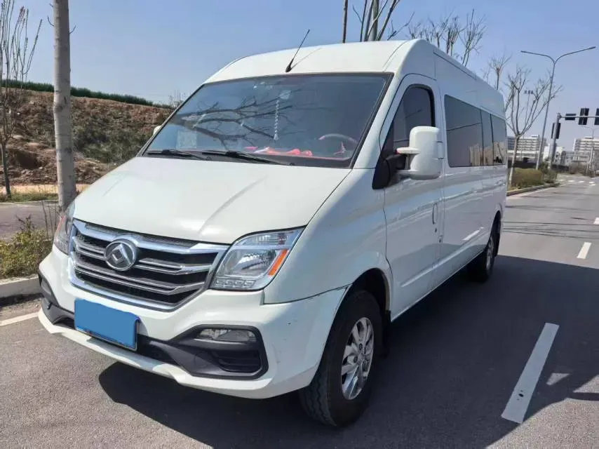 2020 MAXUS XinTu V80 2.5T 136HP L4 6MT,autocango,china used car exporter,china ev exporter,chinese used car exporter,chinese used ev exporter