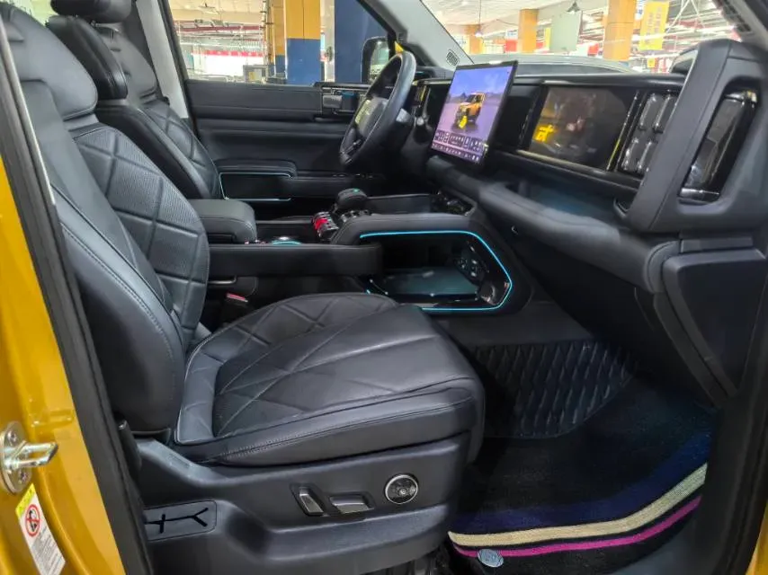 2023 FangChengBao Bao 5 1.5T 194HP L4 E-CVT PHEV 31.8KWH,autocango,china used car exporter,china ev exporter,chinese used car exporter,chinese used ev exporter