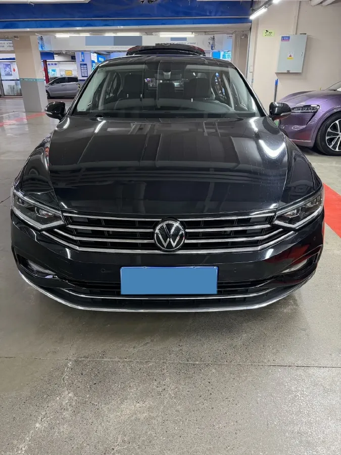 2020 Volkswagen Magotan 2.0T 186HP L4 7DCT,autocango,china used car exporter,china ev exporter,chinese used car exporter,chinese used ev exporter
