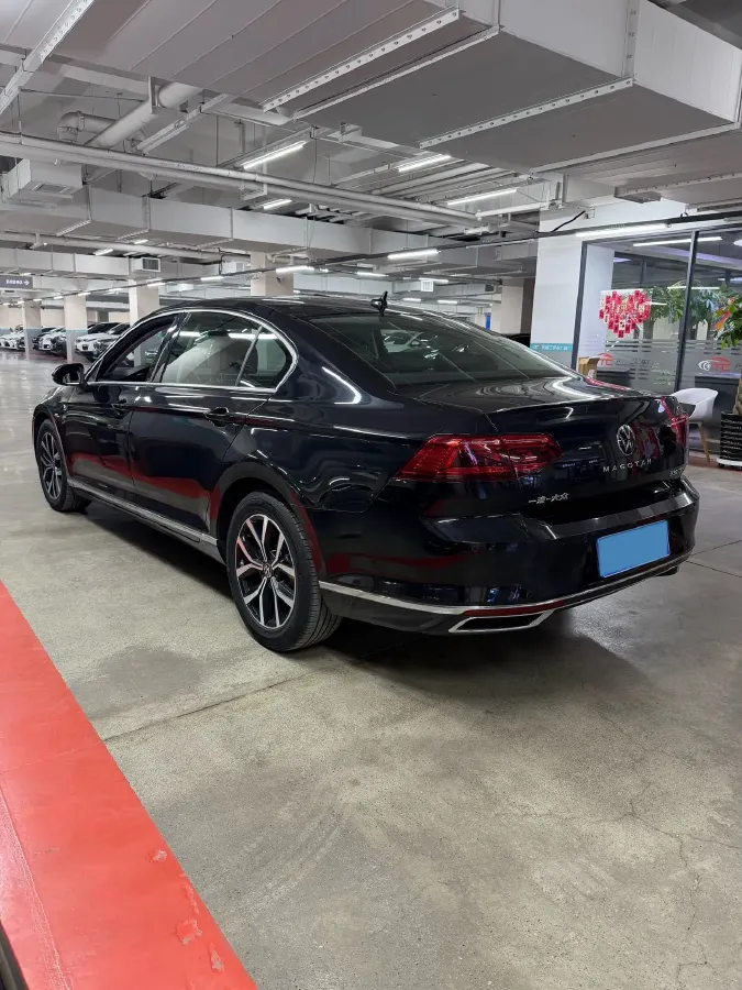 2020 Volkswagen Magotan 2.0T 186HP L4 7DCT,autocango,china used car exporter,china ev exporter,chinese used car exporter,chinese used ev exporter