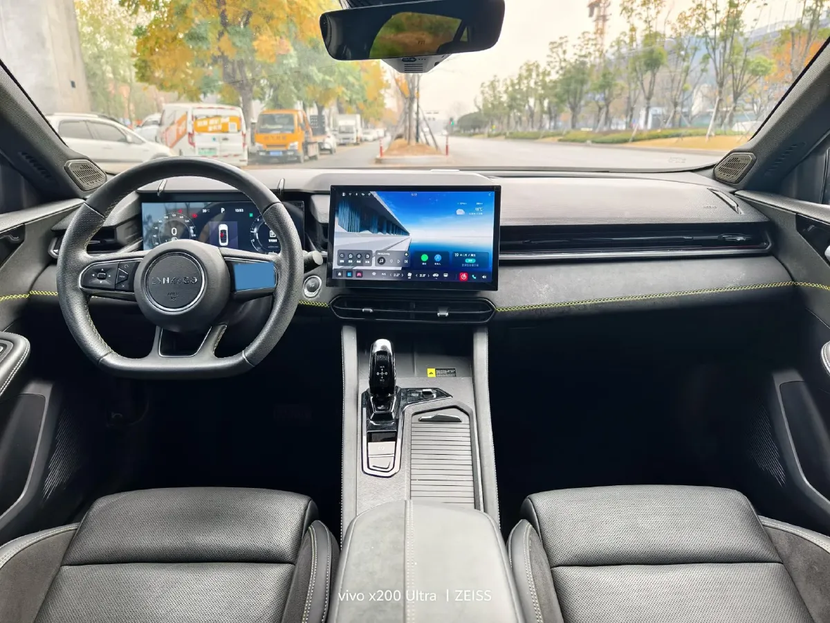 2023 LYNK&CO 03 2.0T 254HP L4 7DCT,autocango,china used car exporter,china ev exporter,chinese used car exporter,chinese used ev exporter